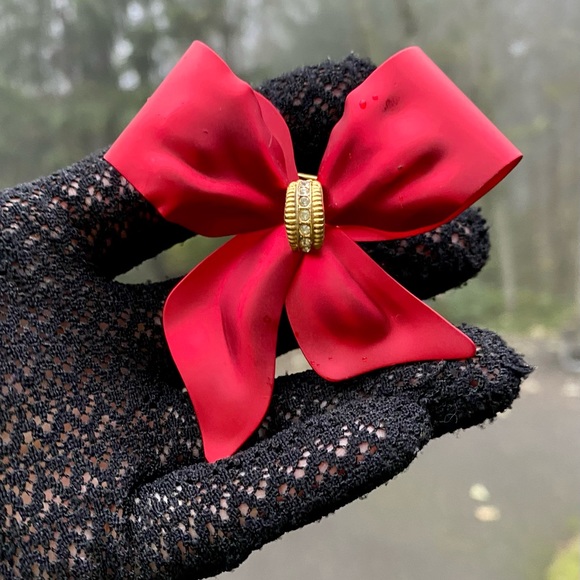 Big Red Bow Christmas Brooch Holiday Fashion - Picture 3 of 5